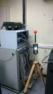 Control radioelectri en lloc de treball